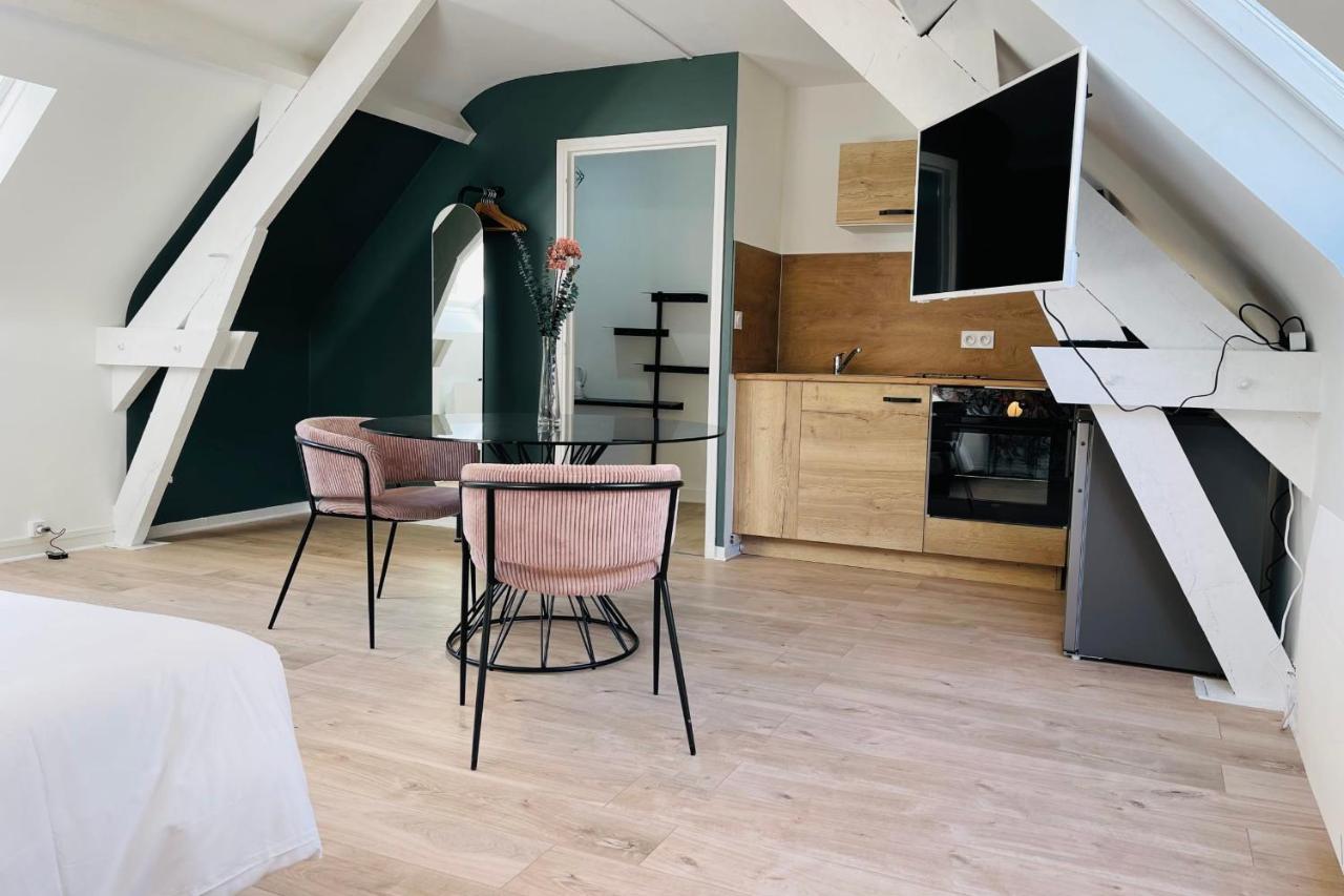 أمبُواز The Florestia Magnificent Renovated Loft المظهر الخارجي الصورة
